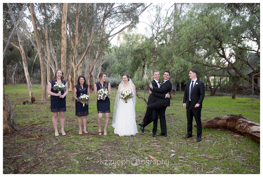 EmuBottomHomestead_Wedding_0025.jpg