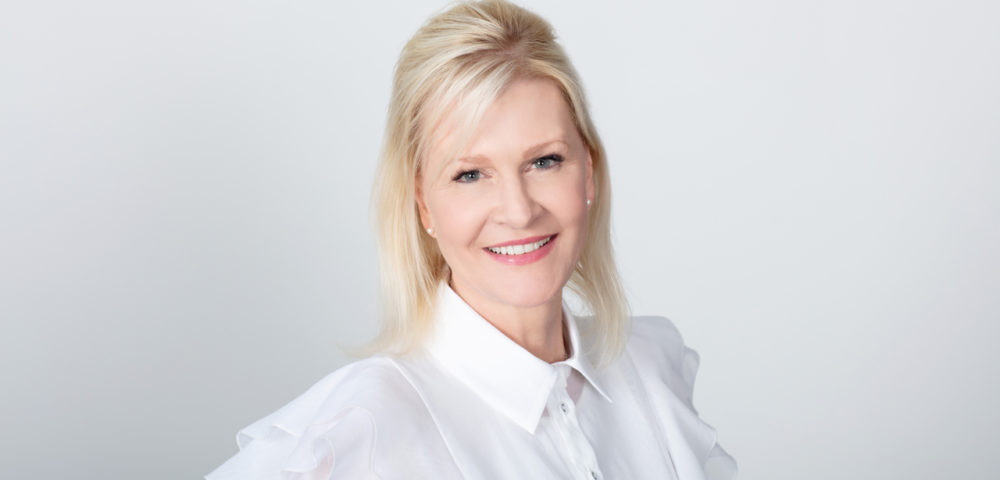 Melbourne Celebrant Headshot Joanne